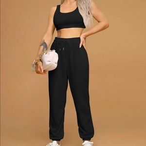 Scoop Neck Crop Tank Top & Drawstring Waist Sweat Pants